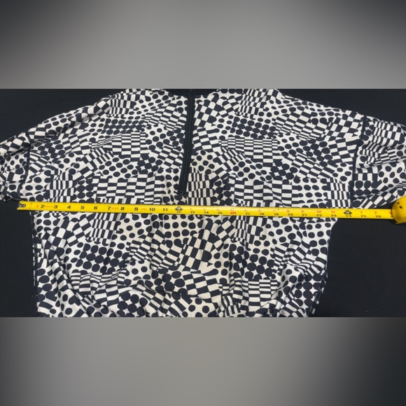 VTG 80s Pullover HOT CHILLYS Ski
Jacket OP ART 3 D Dolman Lycra - Picture 7 of 8